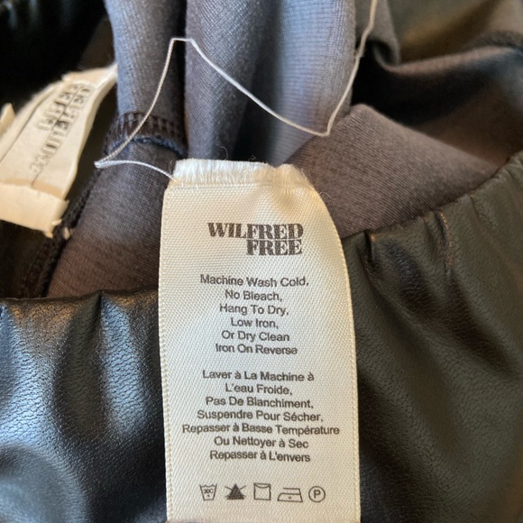 Aritzia Wilfred Free Faux Leather Leggings - Picture 4 of 5